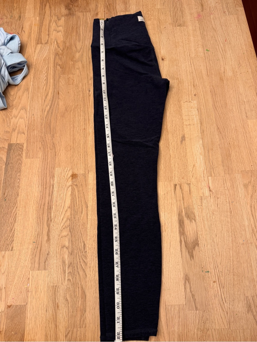 Vuori Dark Navy Heather Leggings - Picture 2 of 6